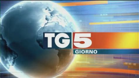 TG5: Edizione ore 13.00 del 9 novembre Video 